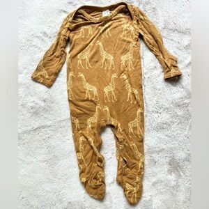 Kate Quinn Long Sleeve Lap Neck Footie Giraffes Lenzing Modal 0-3 Months